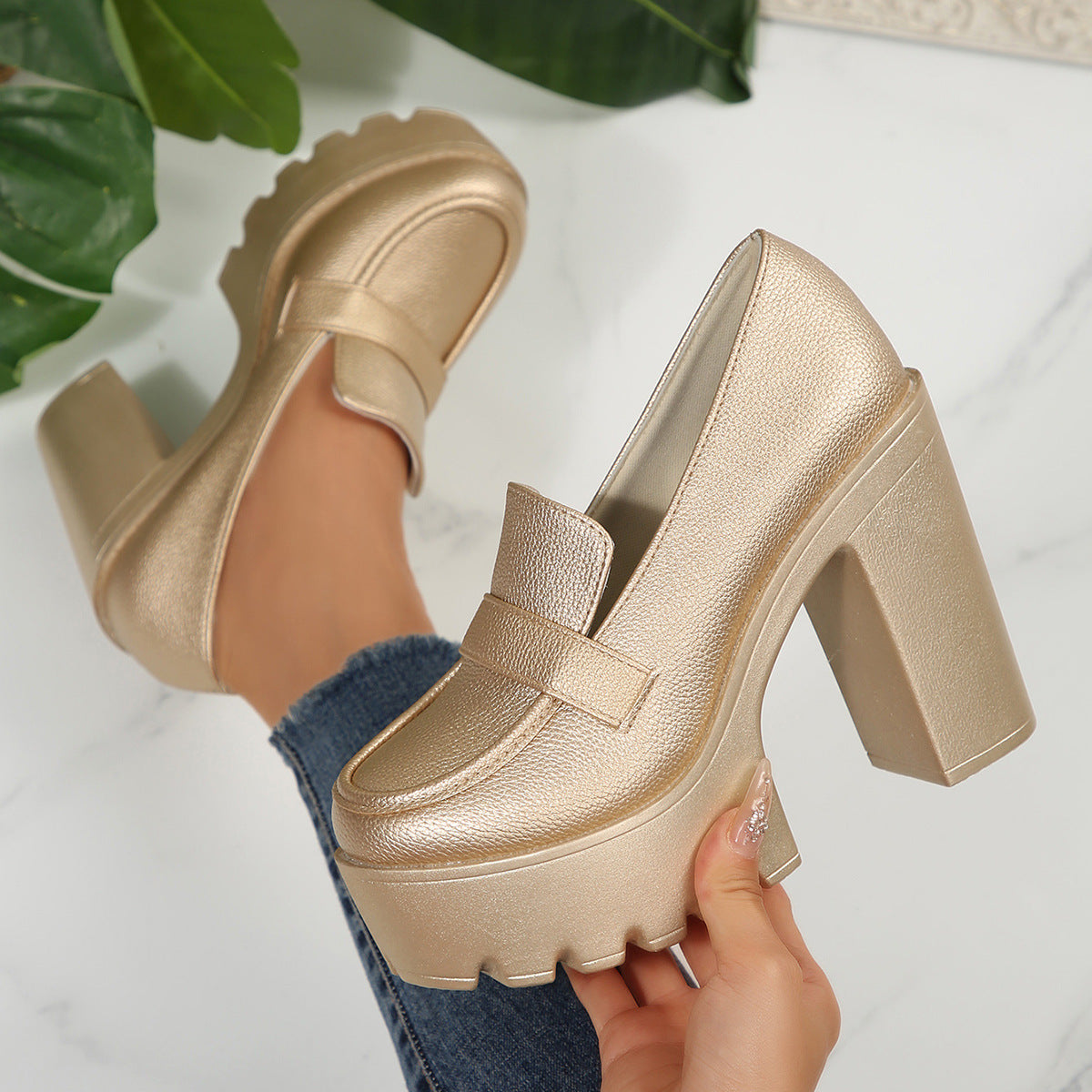 Graceful Orthopedic Heels for Modern Look