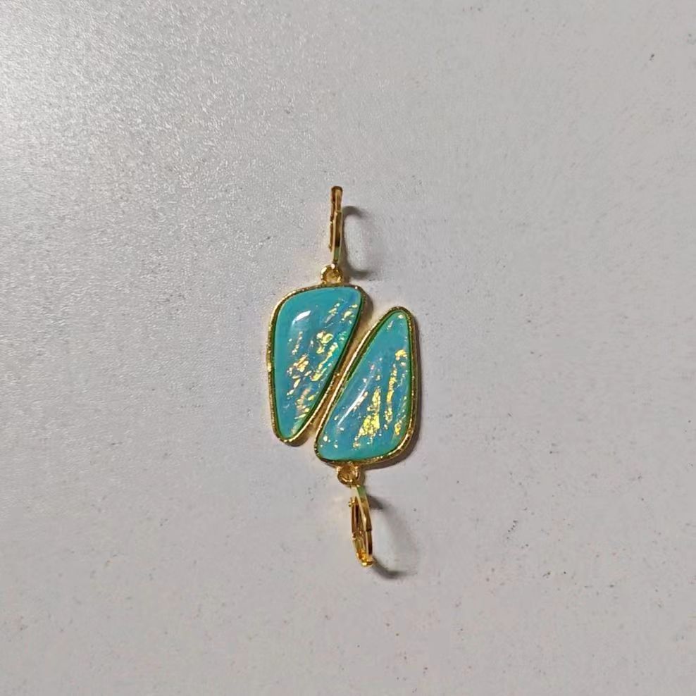 Beautiful Pendant with Unique Style