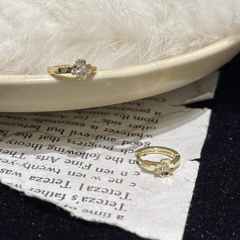Stunning Earring for Daily Wear