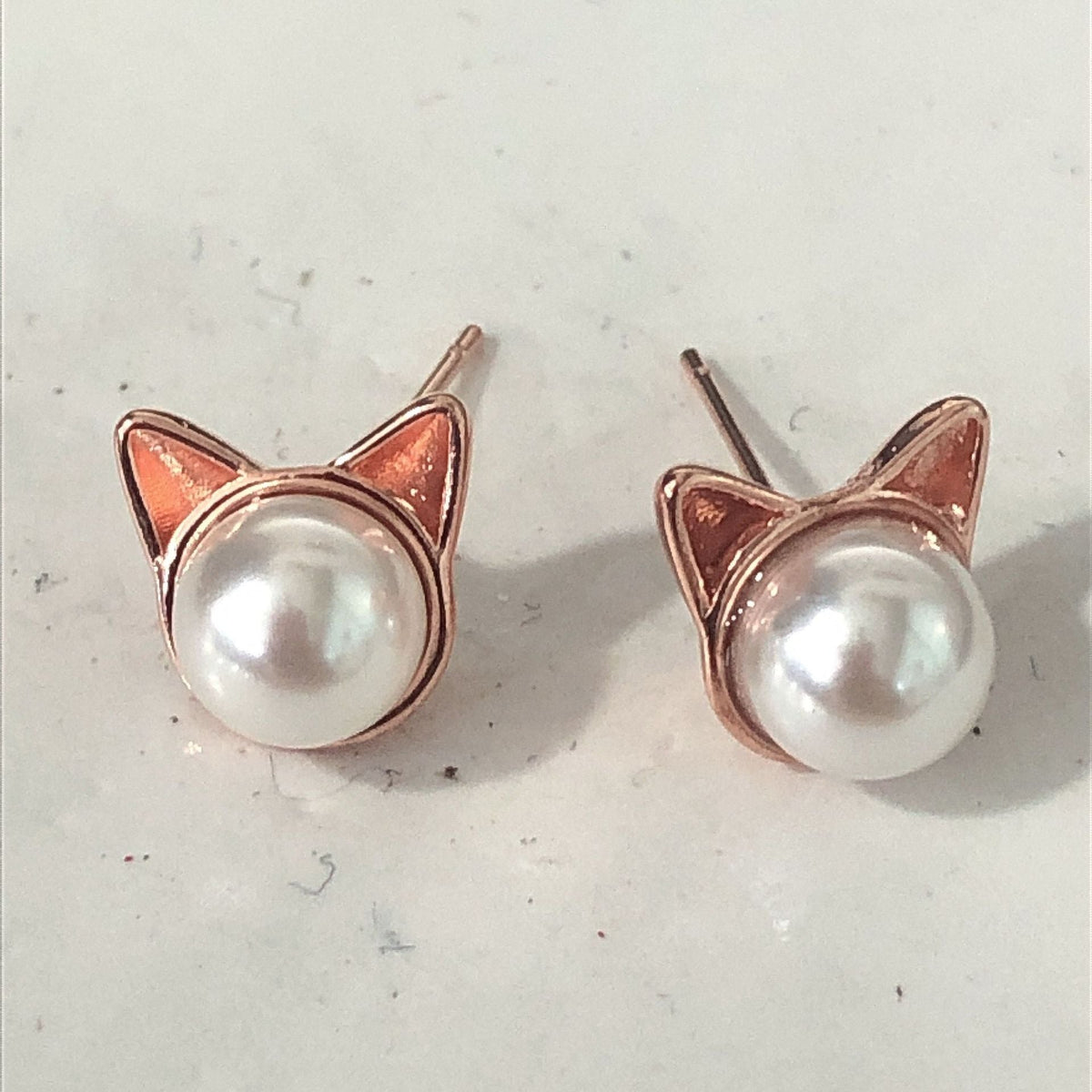 Delicate Artisan Pearl Earring