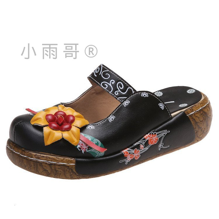 Chic Orthopedic Sandals with Unique Design