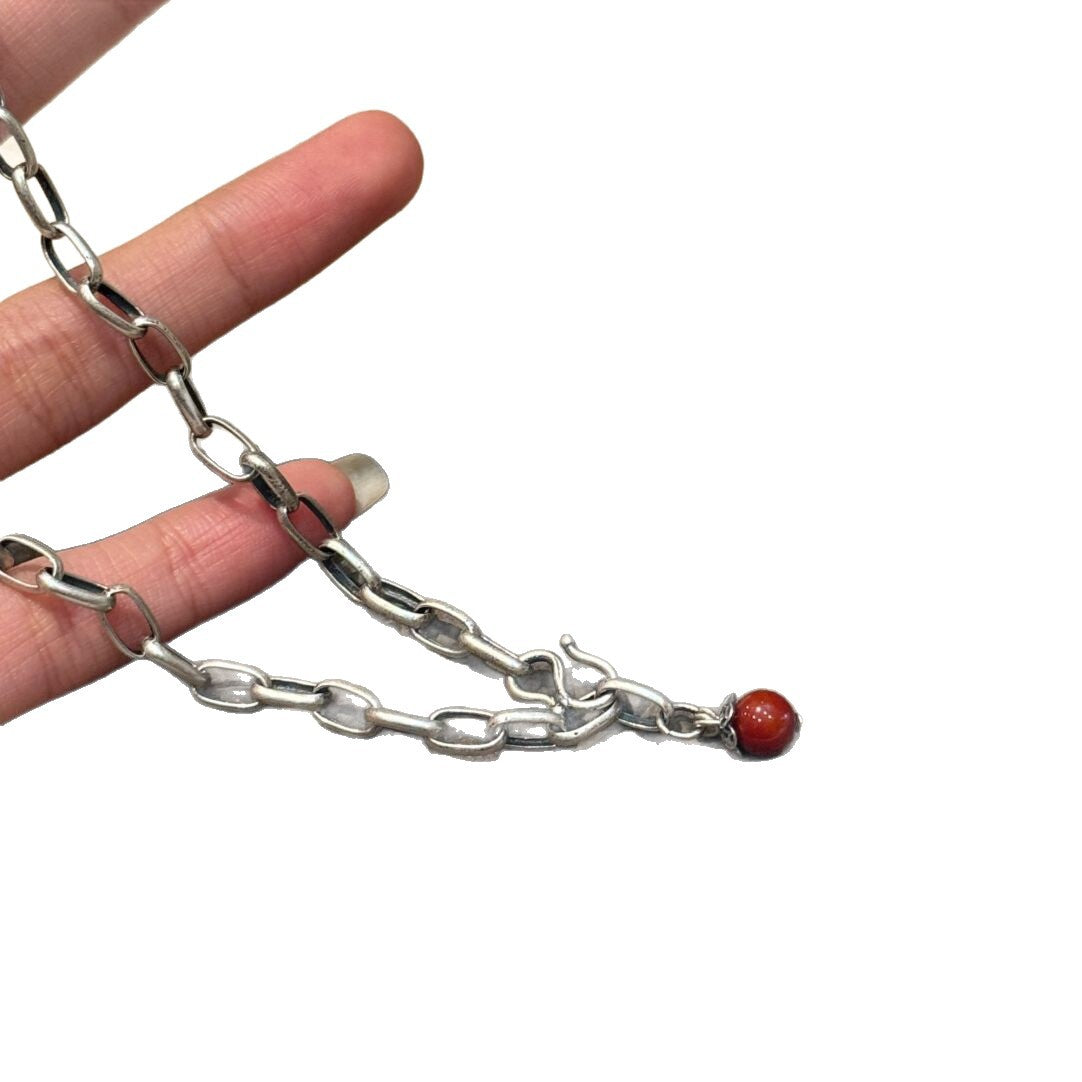 Classic Silver Necklace with Timeless Appeal
