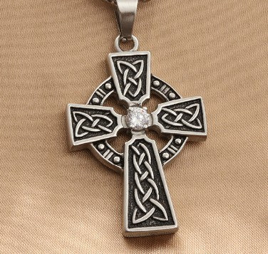 Elegant Pendant for Every Occasion