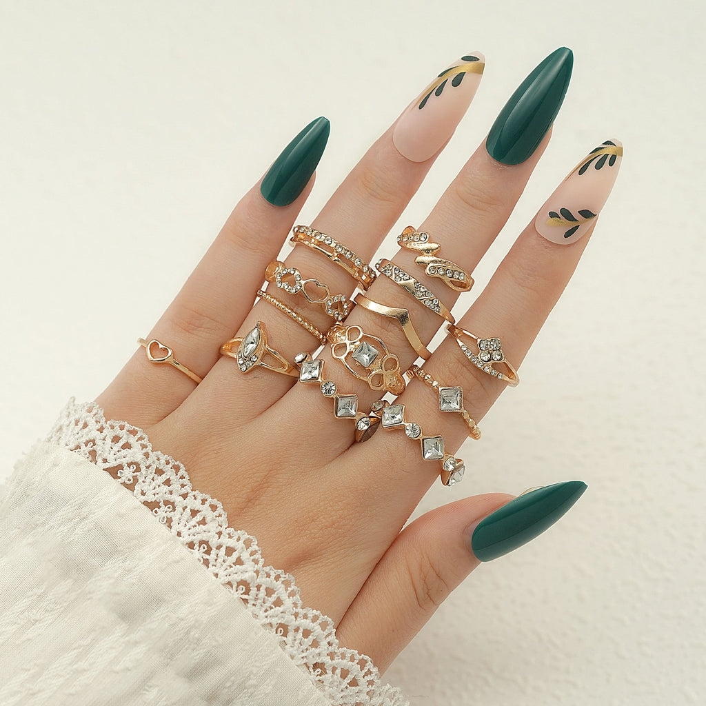 Charming Gold Ring for Any Occasion