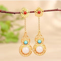 Romantic Gold Earring for Special Moments