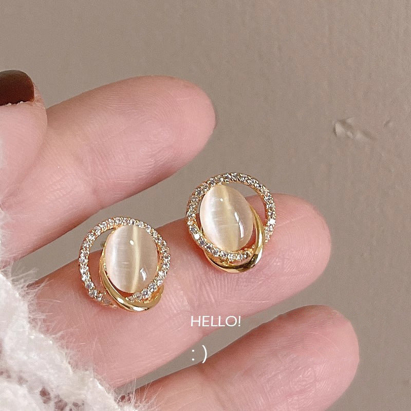 Beautiful Earring with Unique Style