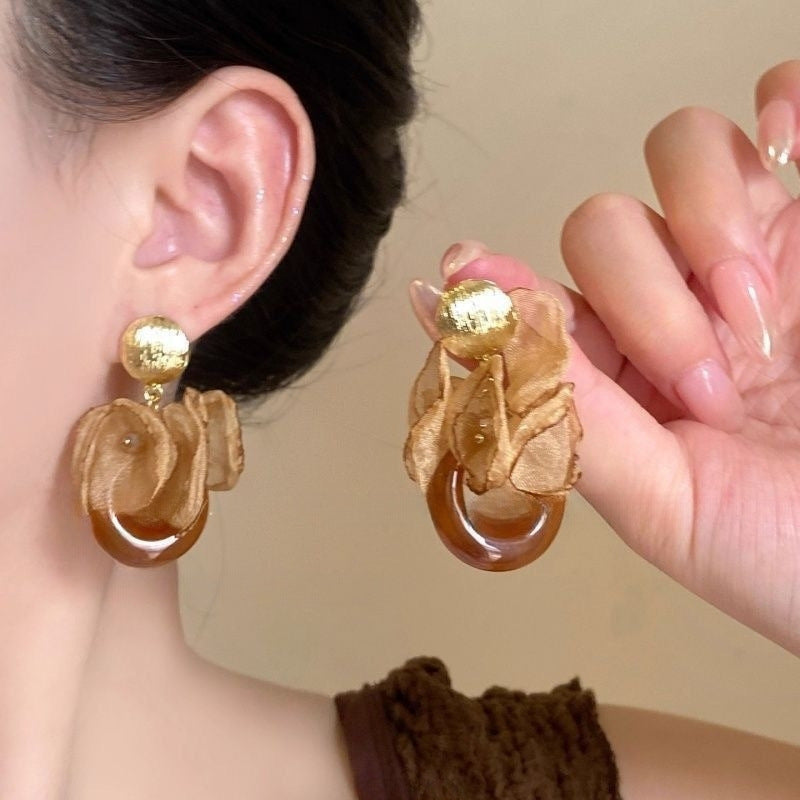Stunning Earring for Daily Wear
