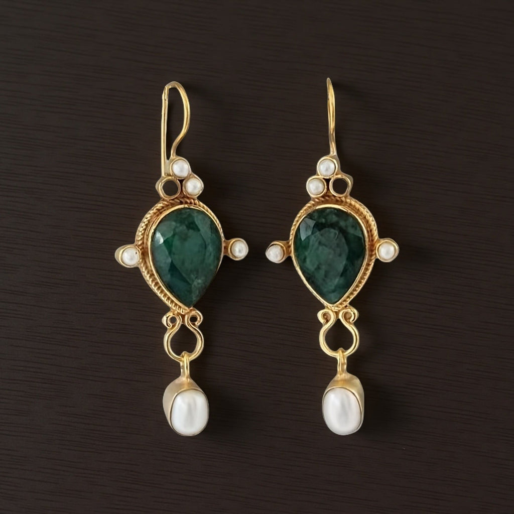 Romantic Pearl Earring for Special Moments