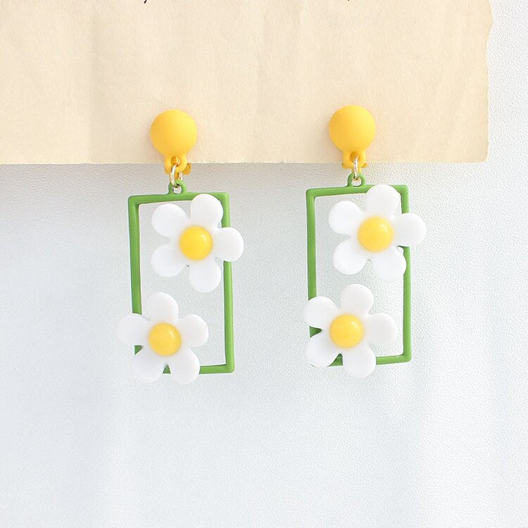 Classic Earring with Timeless Appeal