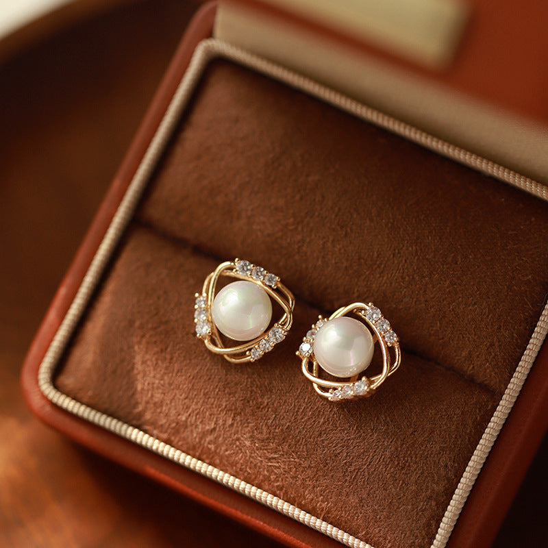 Elegant Pearl Earring for Every Occasion
