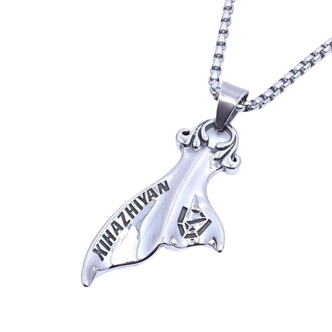 Classic Pendant with Timeless Appeal