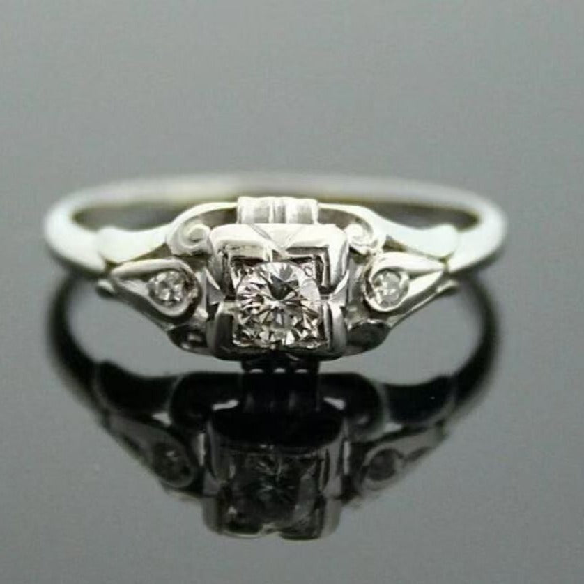 Elegant Silver Ring for Every Occasion