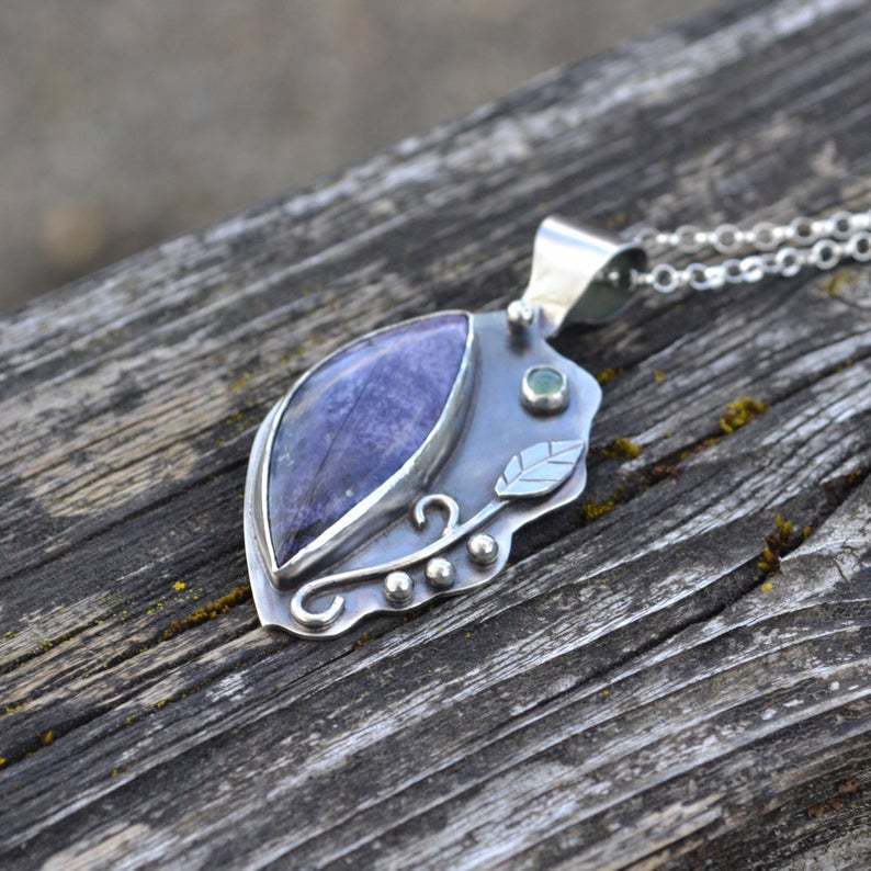 Romantic Necklace for Special Moments