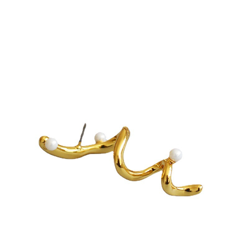 Delicate Artisan Pearl Earring