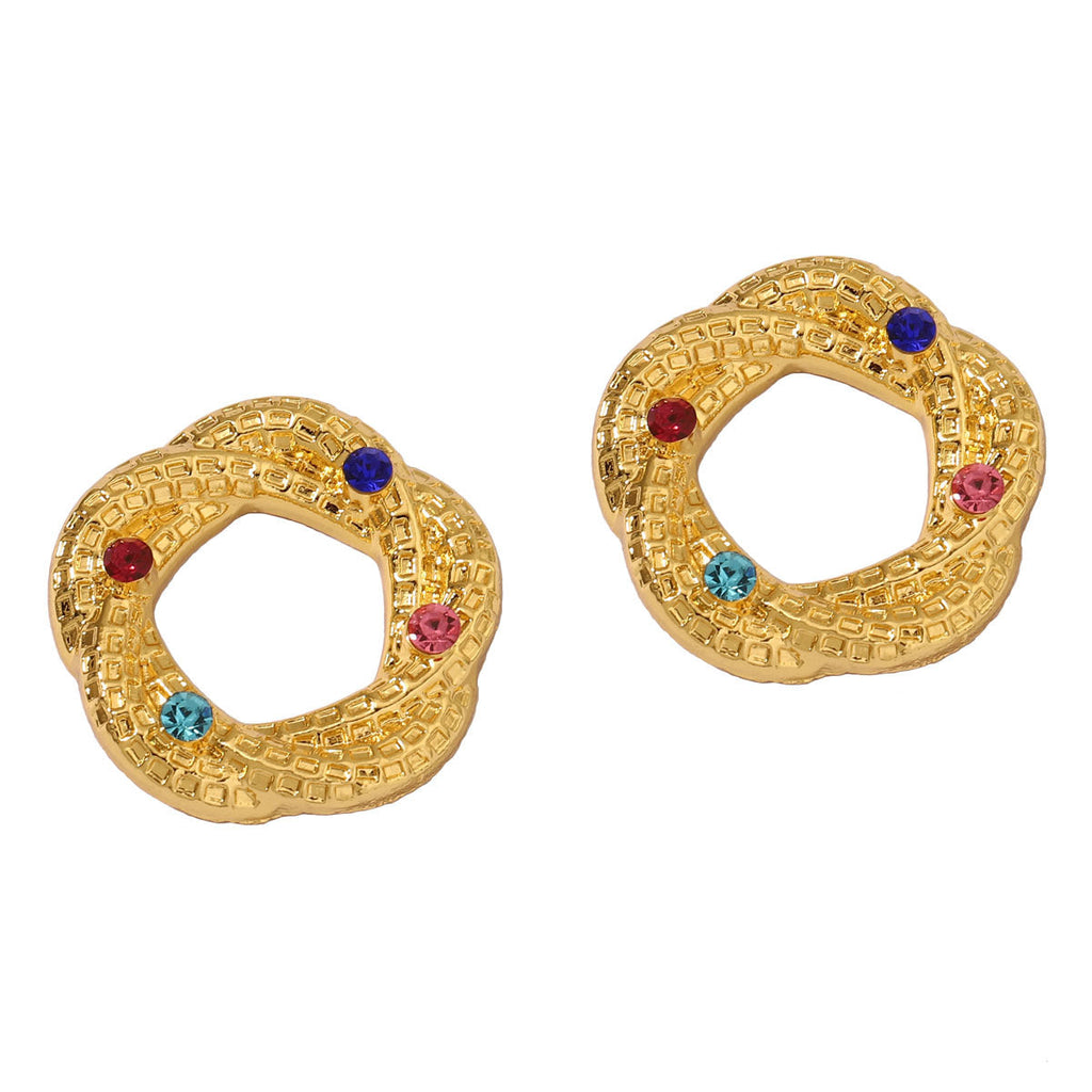 Charming Earring for Any Occasion