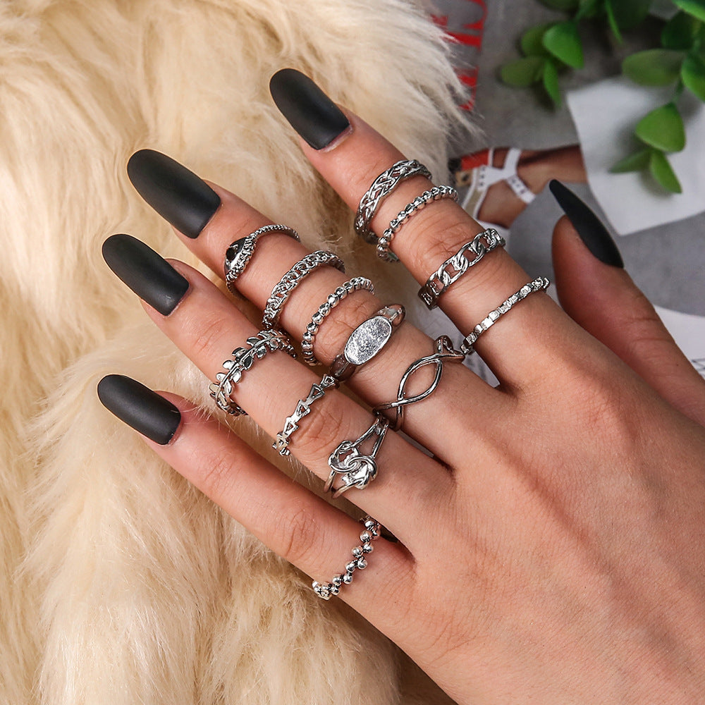 Classic Chain with Timeless Appeal