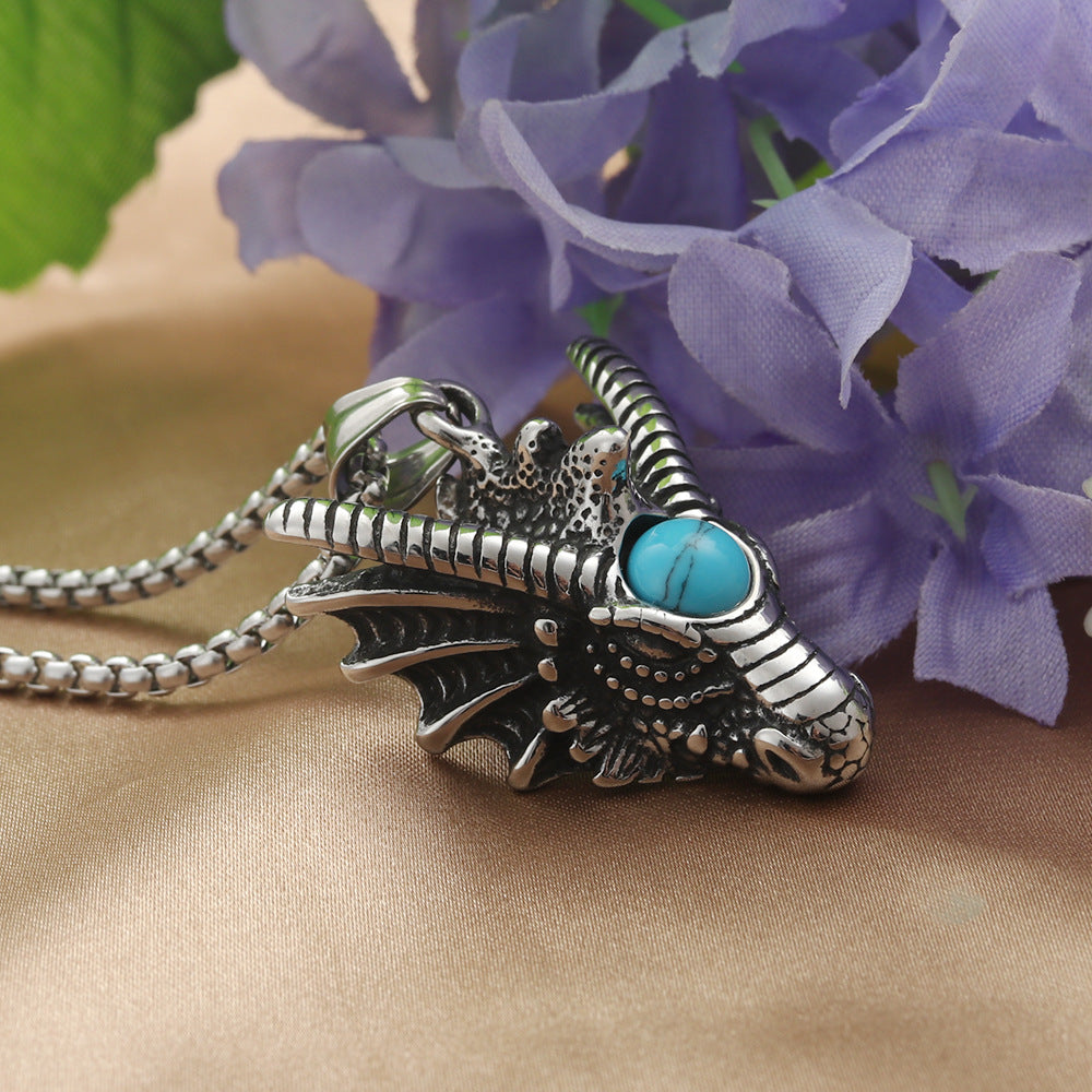 Elegant Pendant for Every Occasion