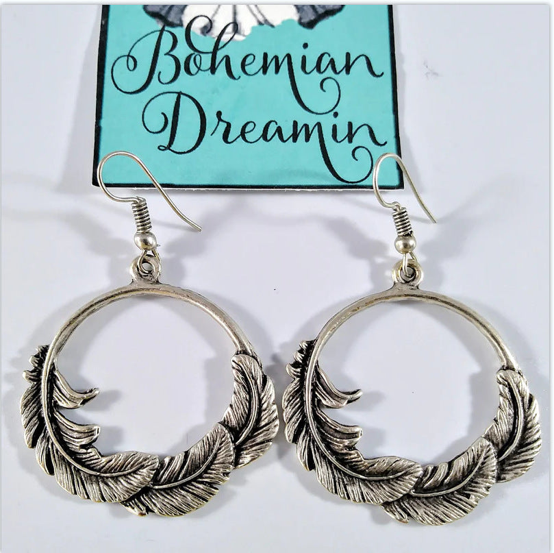 Charming Earring for Any Occasion