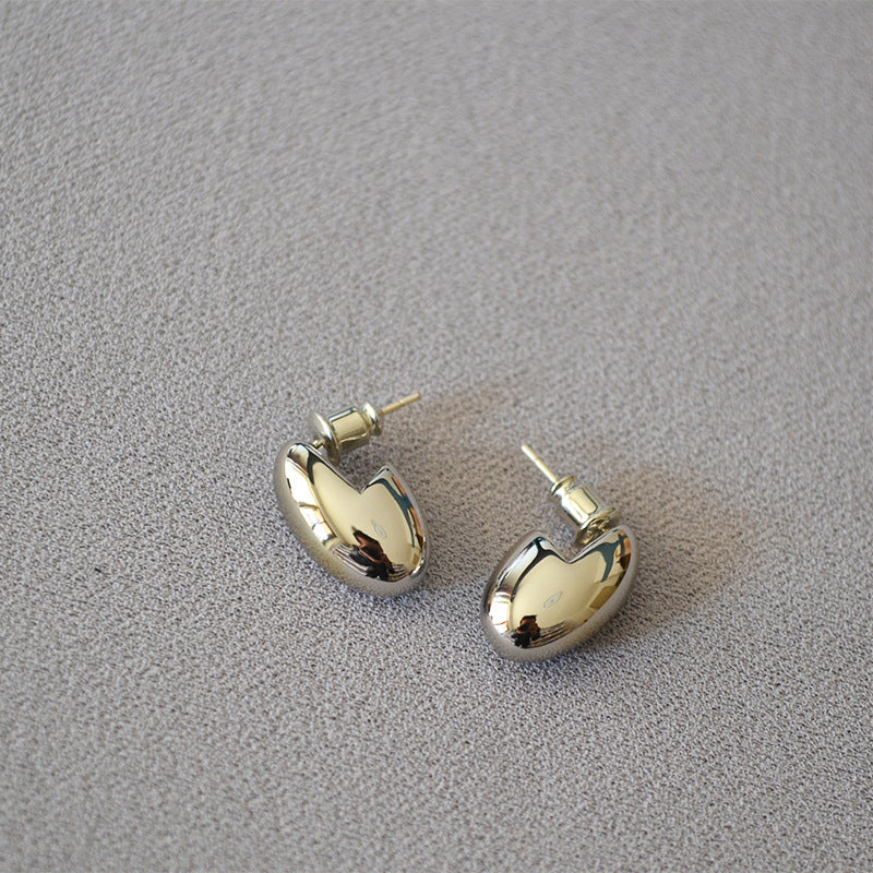 Stunning Gold Earring for Daily Wear