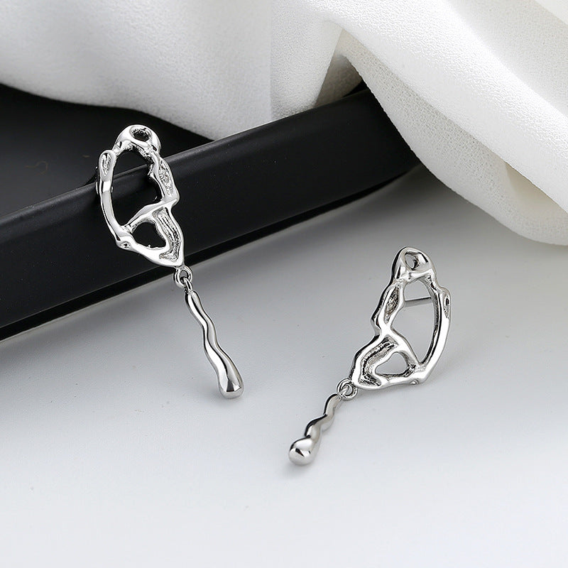 Romantic Gold Earring for Special Moments