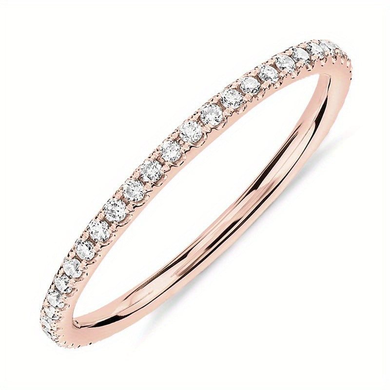 Classic Gold Ring with Timeless Appeal