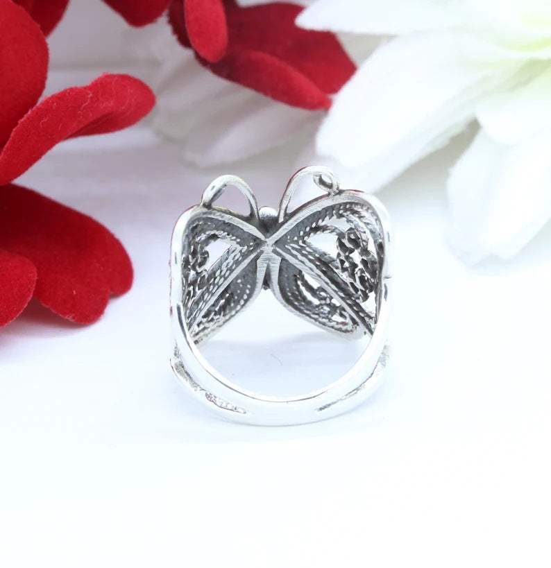 Beautiful Ring with Unique Style