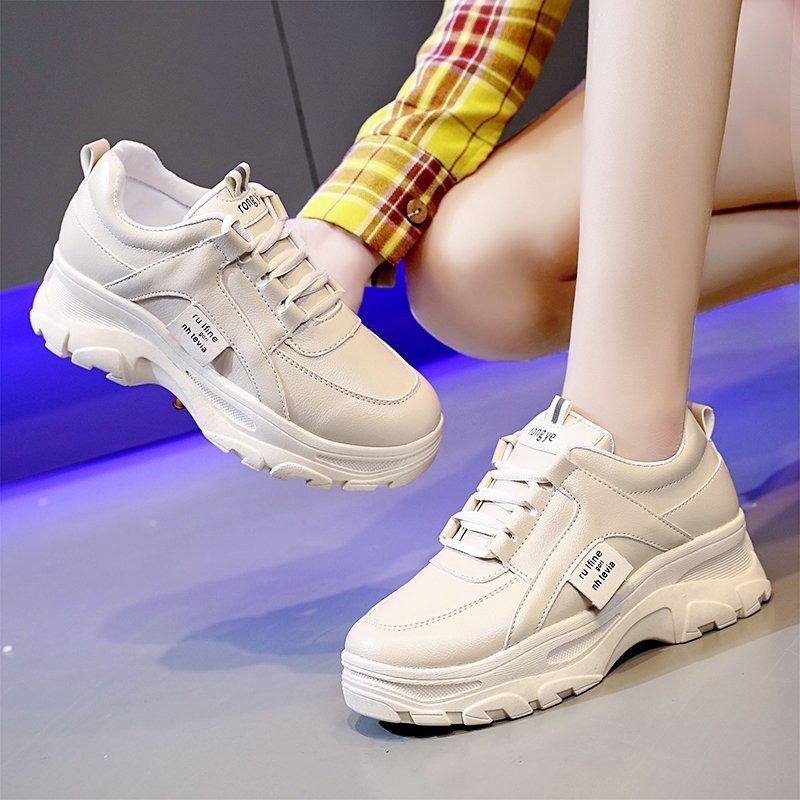 Graceful Orthopedic Shoes for Modern Look