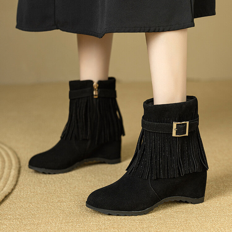 Graceful Orthopedic Boots for Modern Look