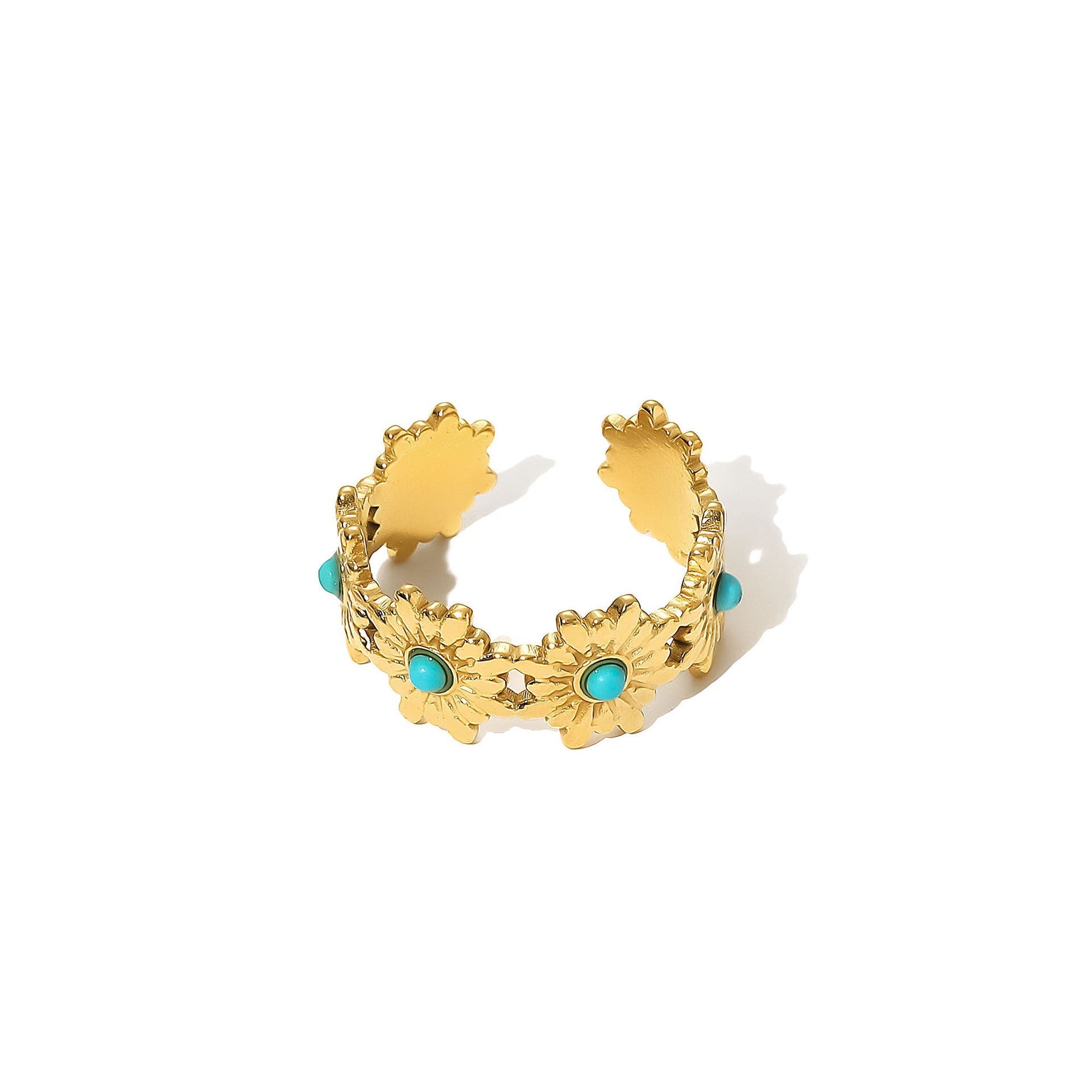 Romantic Gold Bracelet for Special Moments