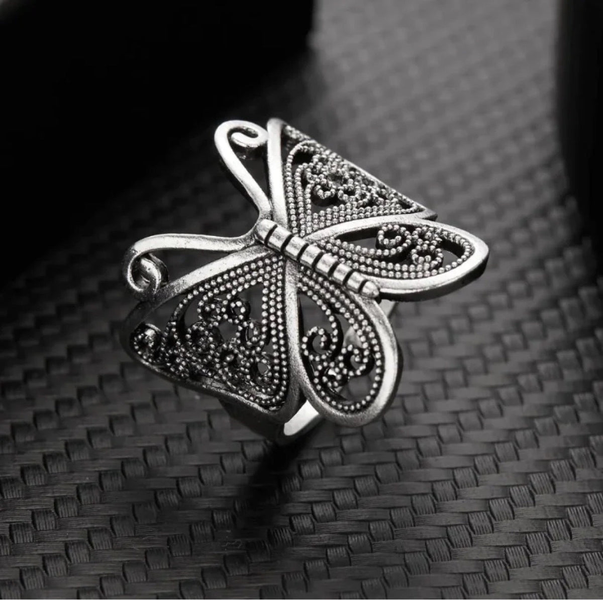 Stunning Ring for Daily Wear