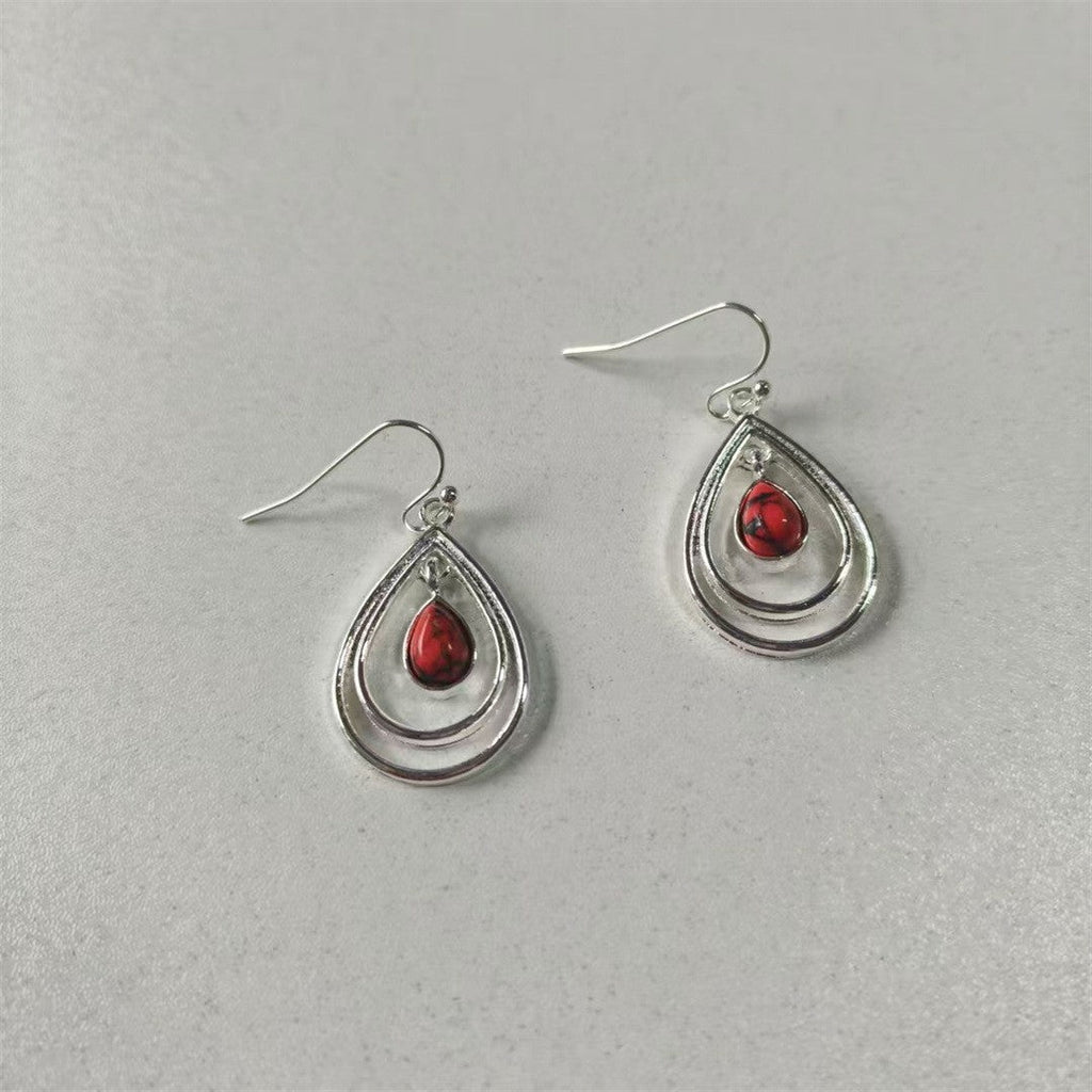 Classic Earring with Timeless Appeal