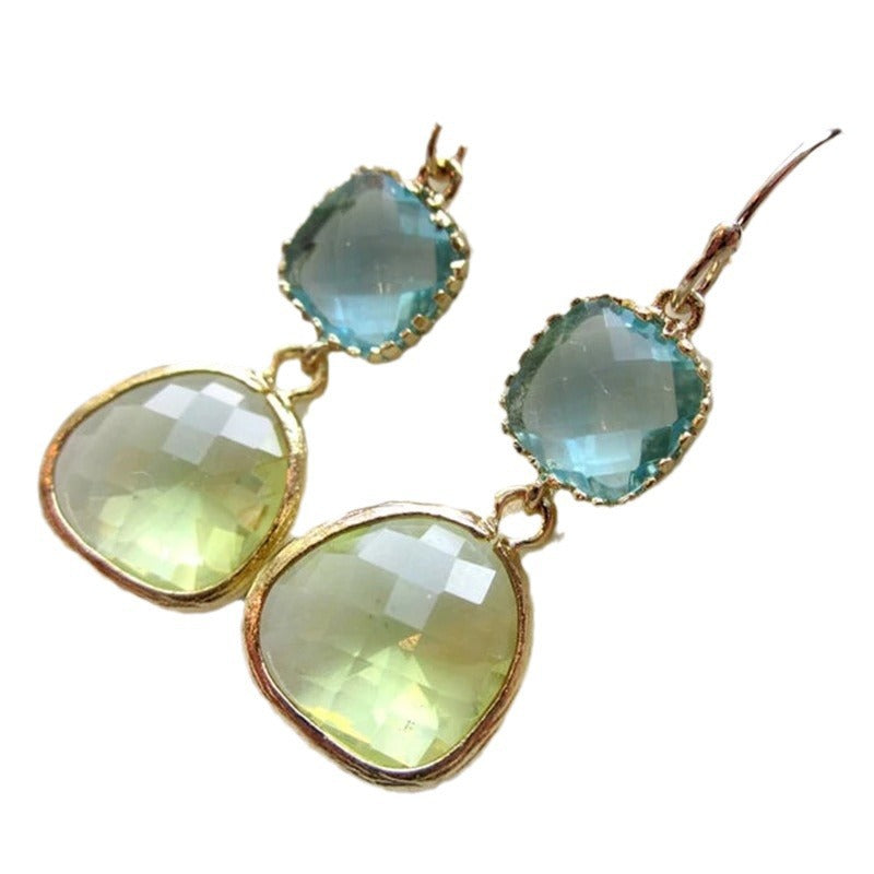 Charming Earring for Any Occasion