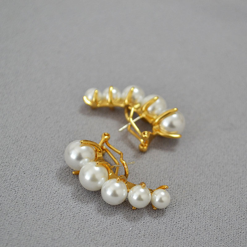 Stunning Pearl Earring for Daily Wear