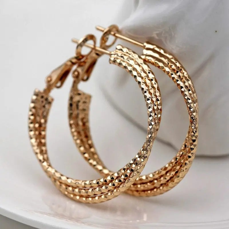 Stunning Earring for Daily Wear