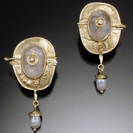 Delicate Artisan Gold Earring