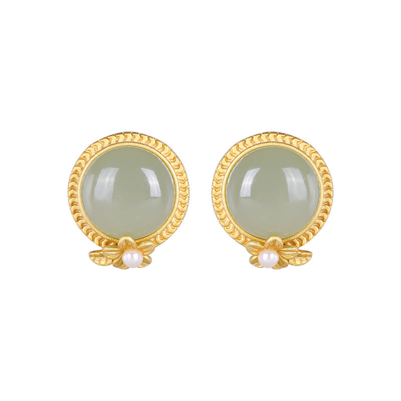 Romantic Gold Earring for Special Moments
