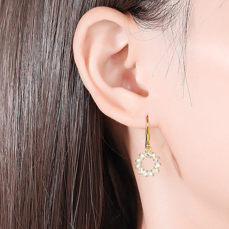 Stunning Earring for Daily Wear