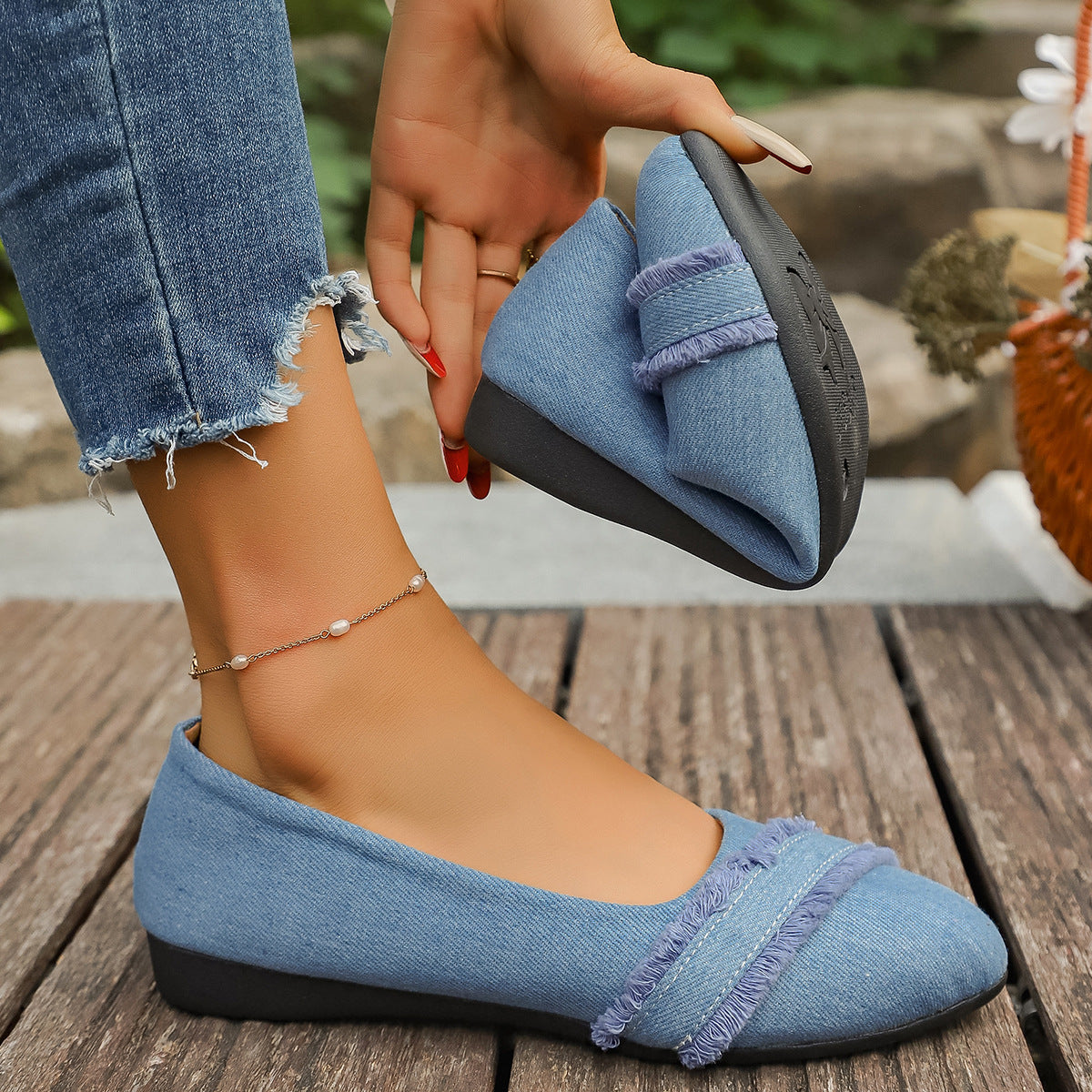 Chic Orthopedic Shoes with Unique Design