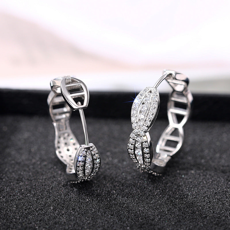 Romantic Earring for Special Moments