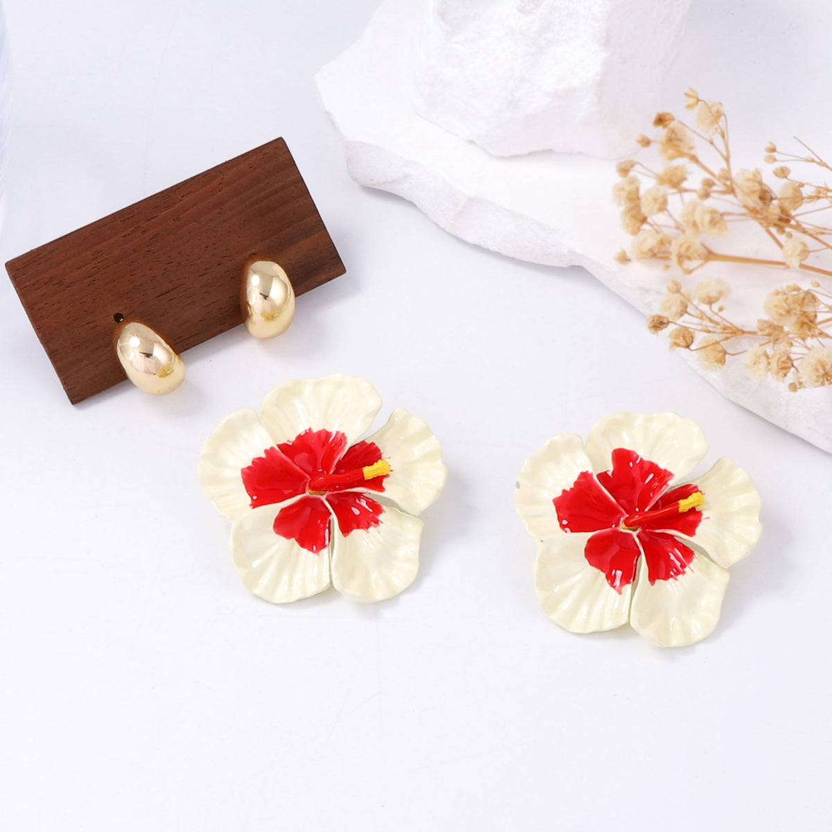 Vintage Handmade Earring