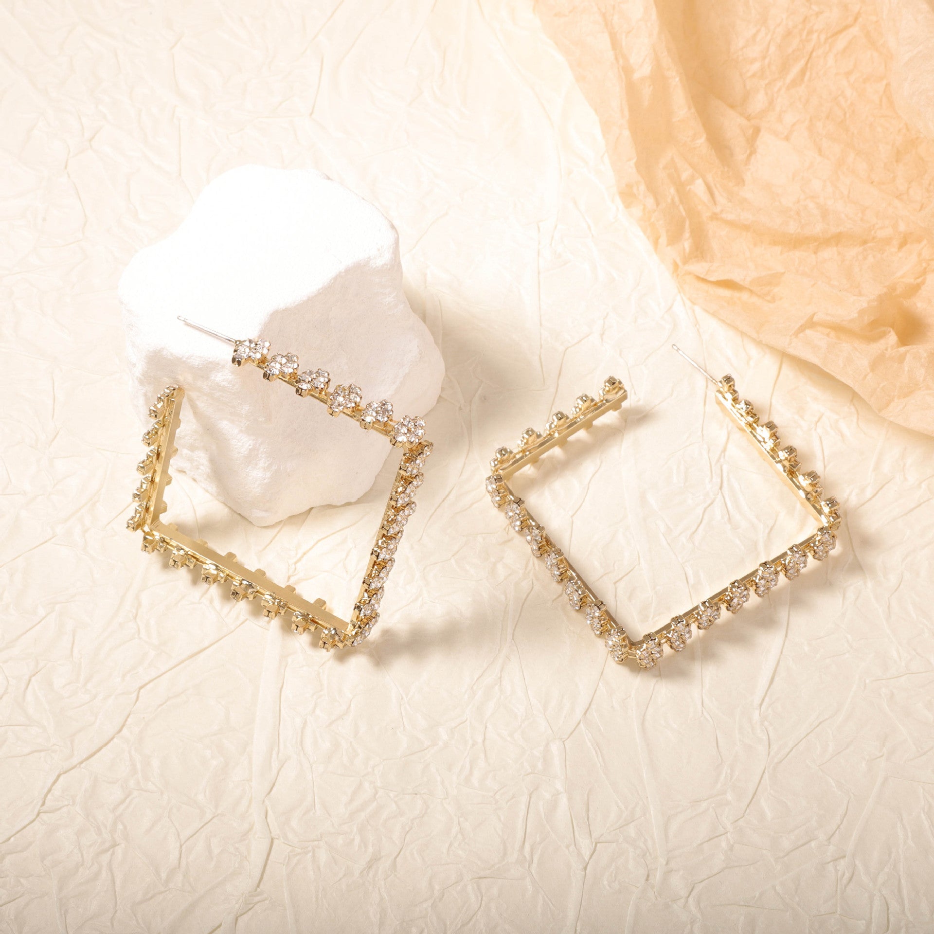 Stunning Earring for Daily Wear