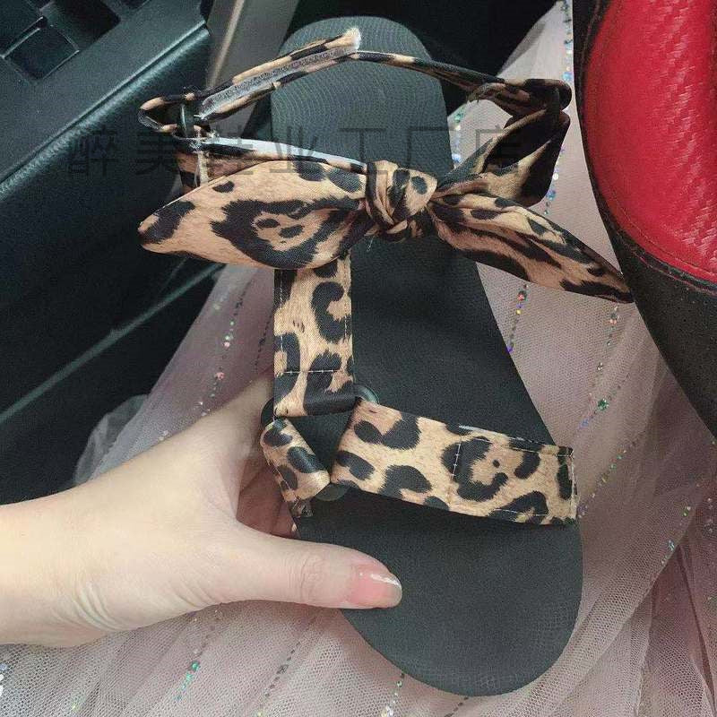Graceful Orthopedic Sandals for Modern Look
