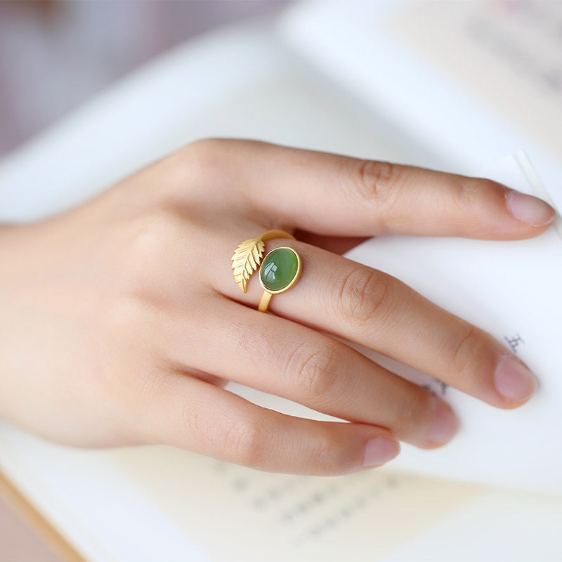 Romantic Gold Ring for Special Moments