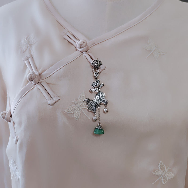 Romantic Silver Pendant for Special Moments