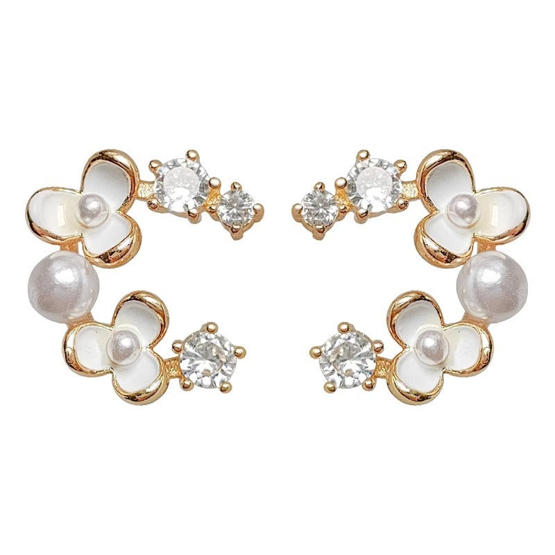 Romantic Pearl Earring for Special Moments