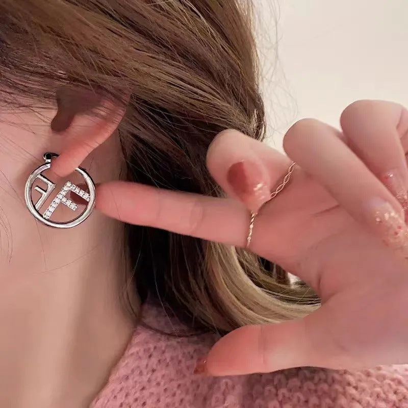 Beautiful Earring with Unique Style