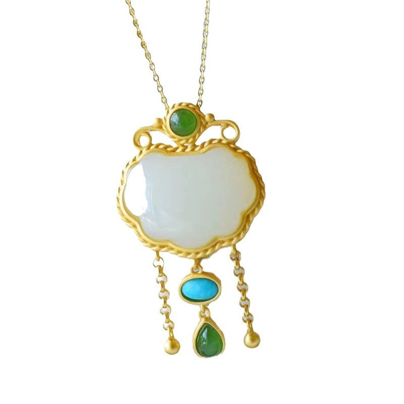 Beautiful Gold Pendant with Unique Style
