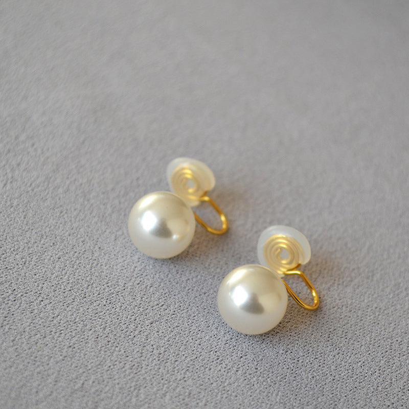 Delicate Artisan Pearl Earring