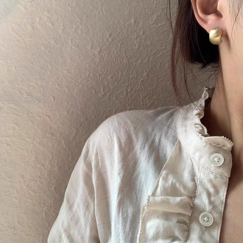 Charming Earring for Any Occasion