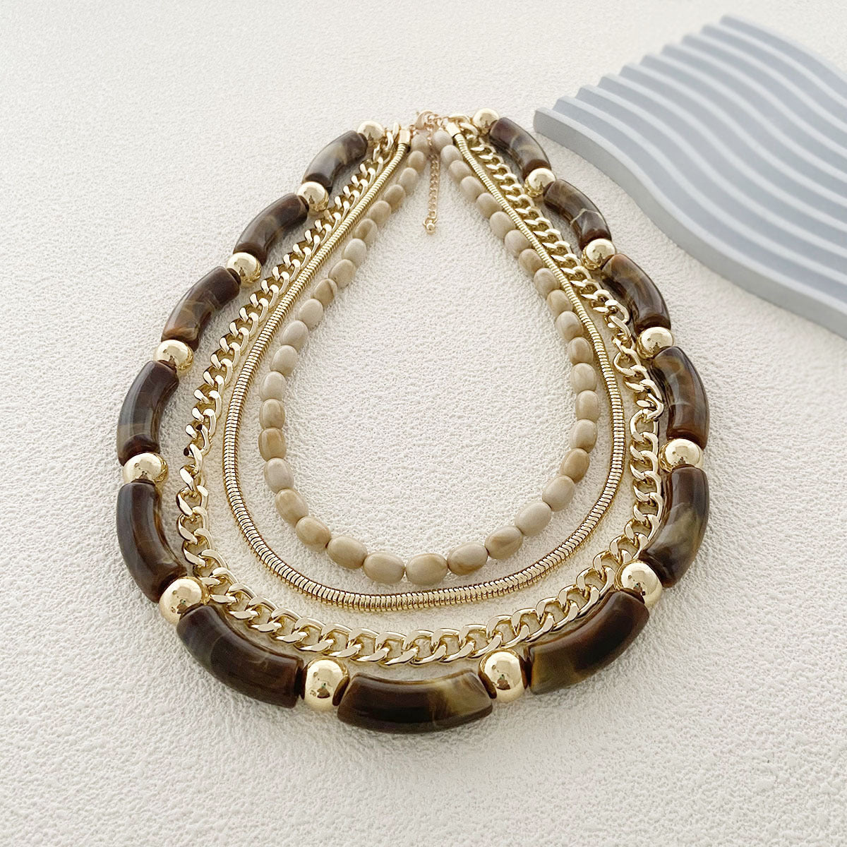 Stunning Necklace for Daily Wear